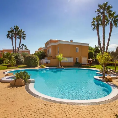 Holiday home Stunning In Alicante With 5 Bedrooms And Outdoor Swimming Pool *