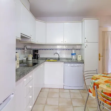 Holiday home Stunning In Alicante With 5 Bedrooms And Outdoor Swimming Pool Santa Faz