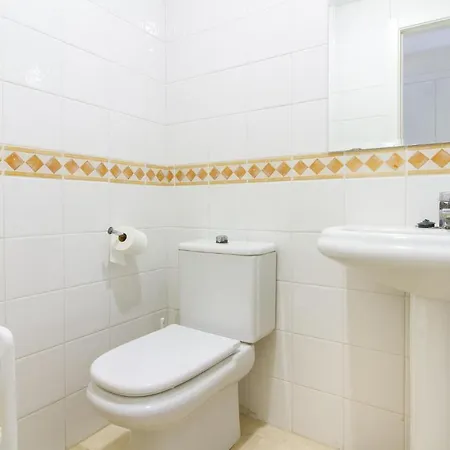 Stunning In Alicante With 5 Bedrooms And Outdoor Swimming Pool Holiday home *